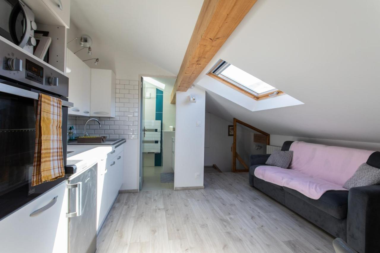 Le Coq Charmant Petit Studio En Centre Ville D'Embrun Luaran gambar